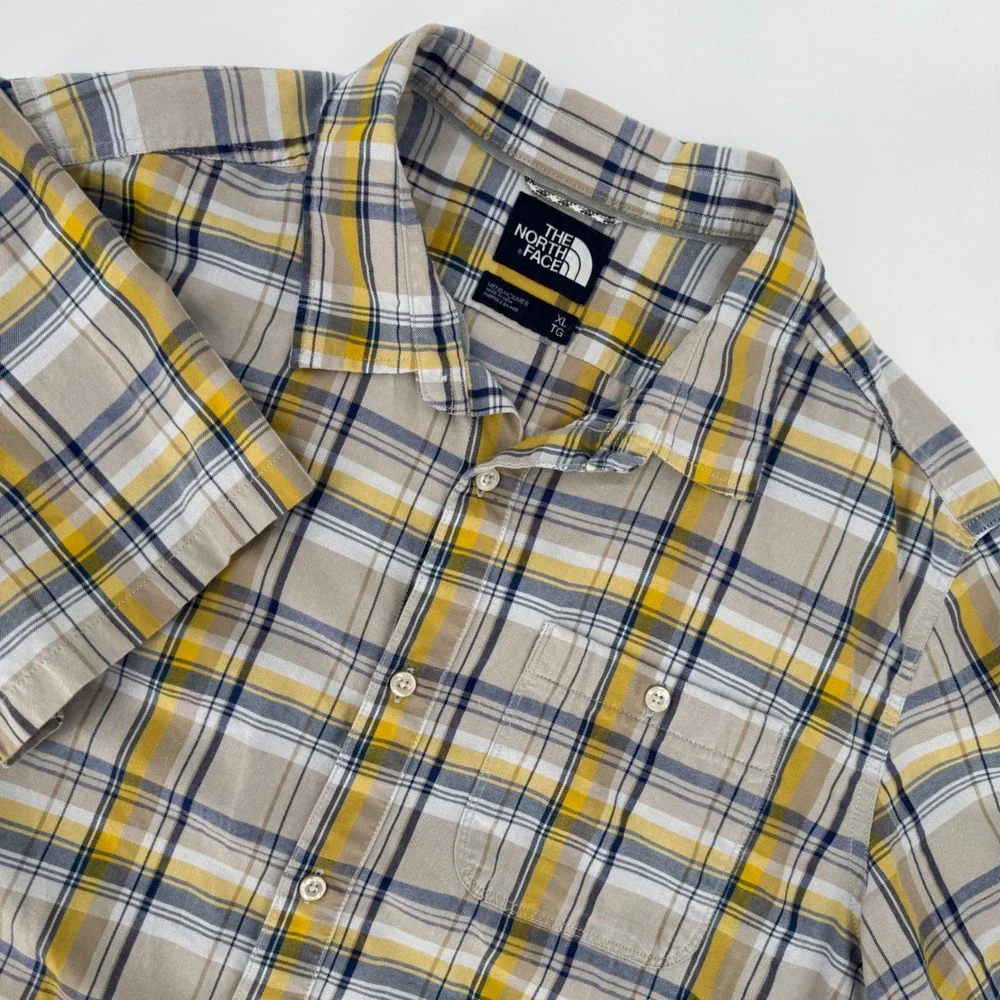 The North Face Mens XL Short Sleeve Plaid Button Down Shirt Tan Yellow Blue